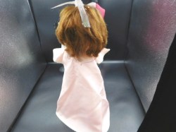 17 in pullan doll brown hair back